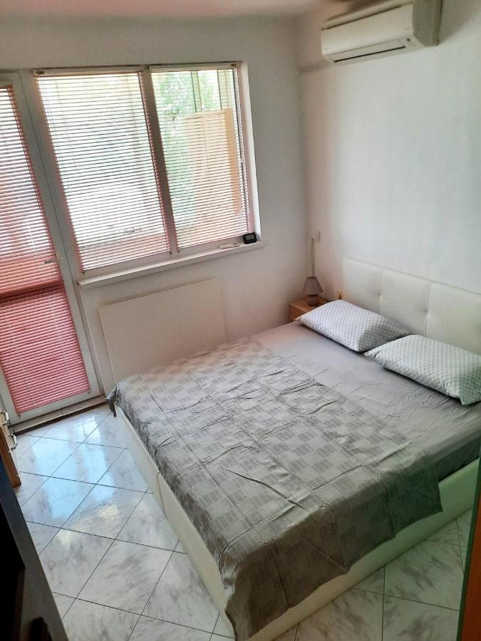 Apartment Міа Warna Exterior foto